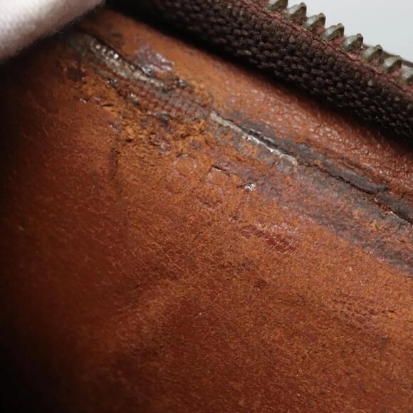 LOUIS VUITTON Monogram Posh Toilette 26 Pouch - Picture 14 of 16